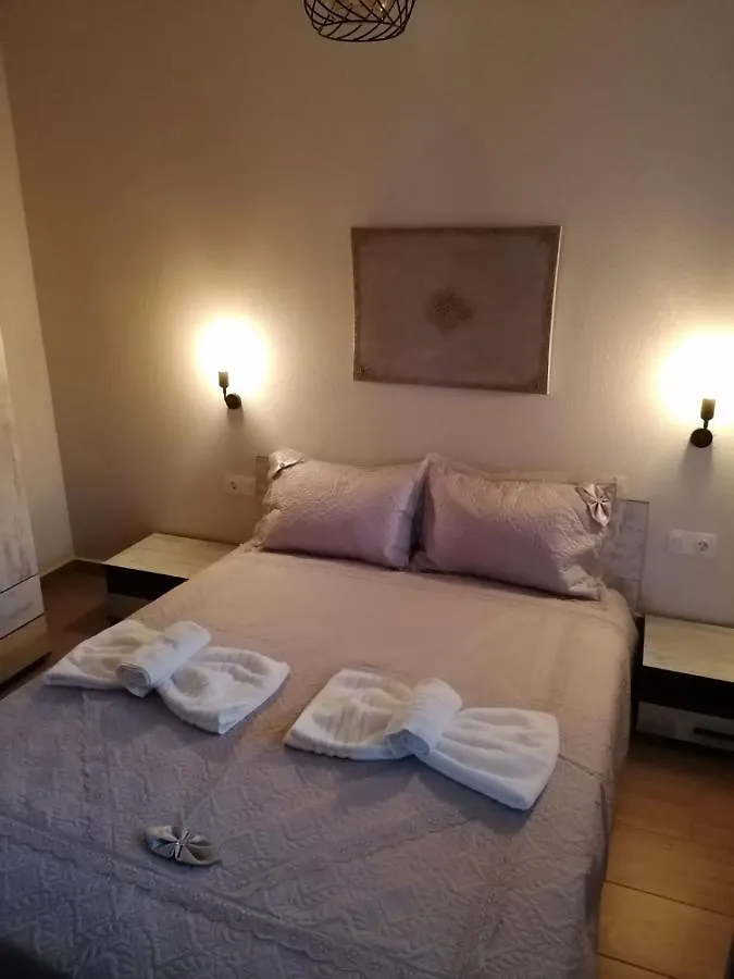 Kali Luxury Apartments -Garden-Gold- Agios Nikolaos